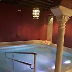 Πανσιόν Hospederia Banos Arabes De