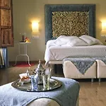 Hospederia Banos Arabes De