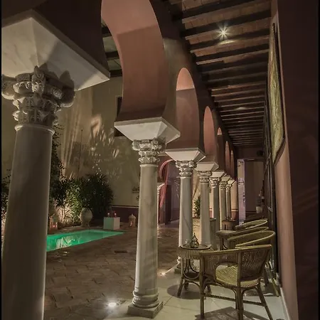 Hospederia Baños Arabes De Pensión 3*